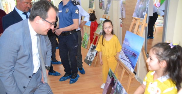 Anaokulu öğrencileri kendi dünyalarını fotoğrafladı