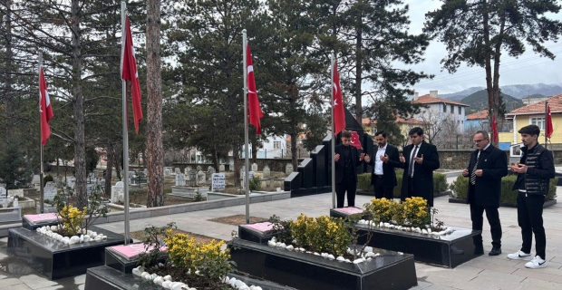 Ülkü Ocakları’ndan şehit ve yakınlarına vefa