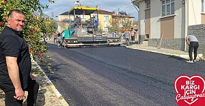 Çayır Yolu’nda asfalt çalışması...